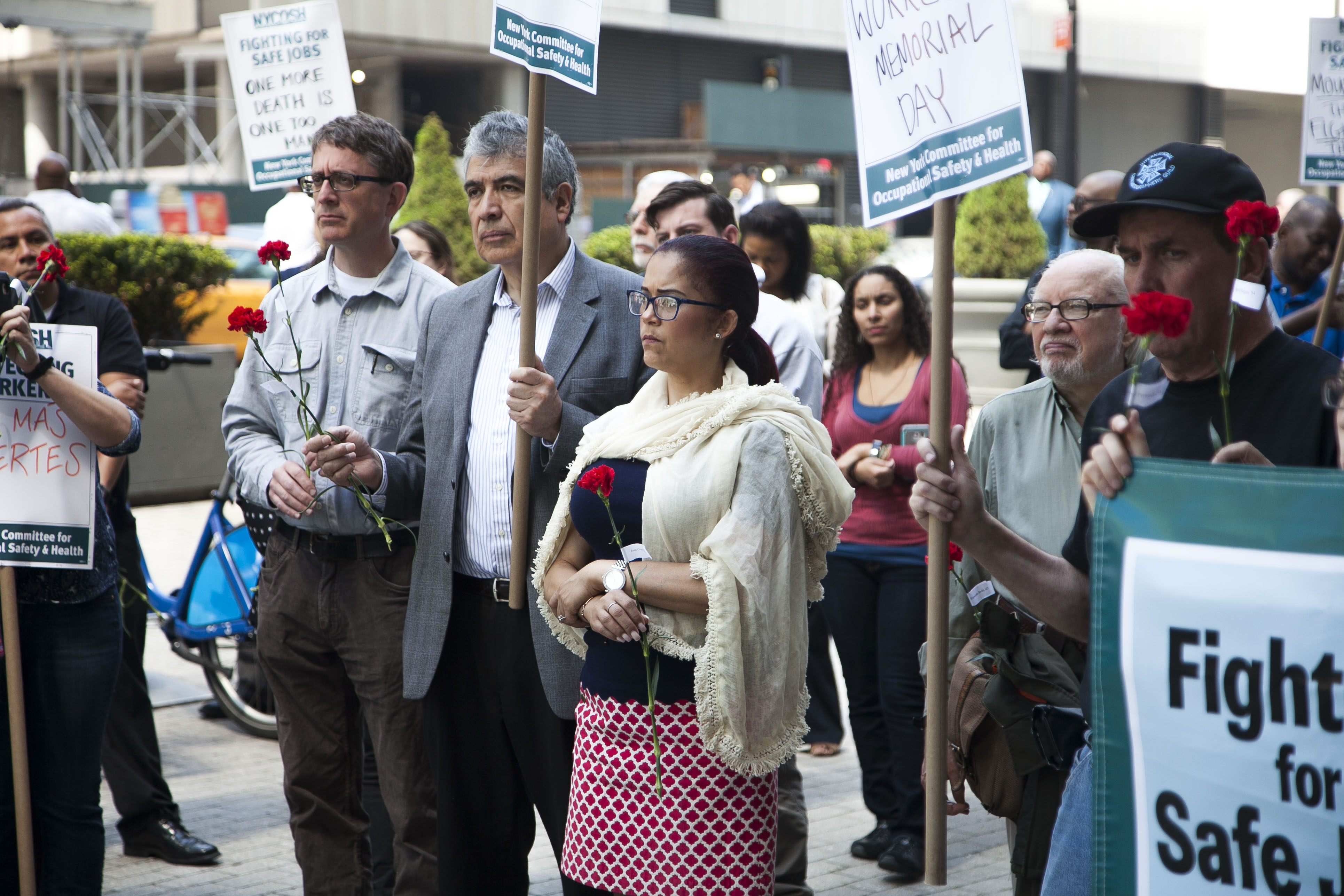 Unions Gather to Pay Tribute to Workers Killed on the Job
